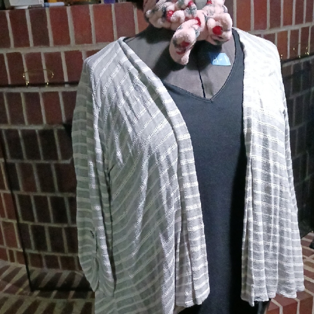 Chaps Light Gray Striped Women's Cardigan
